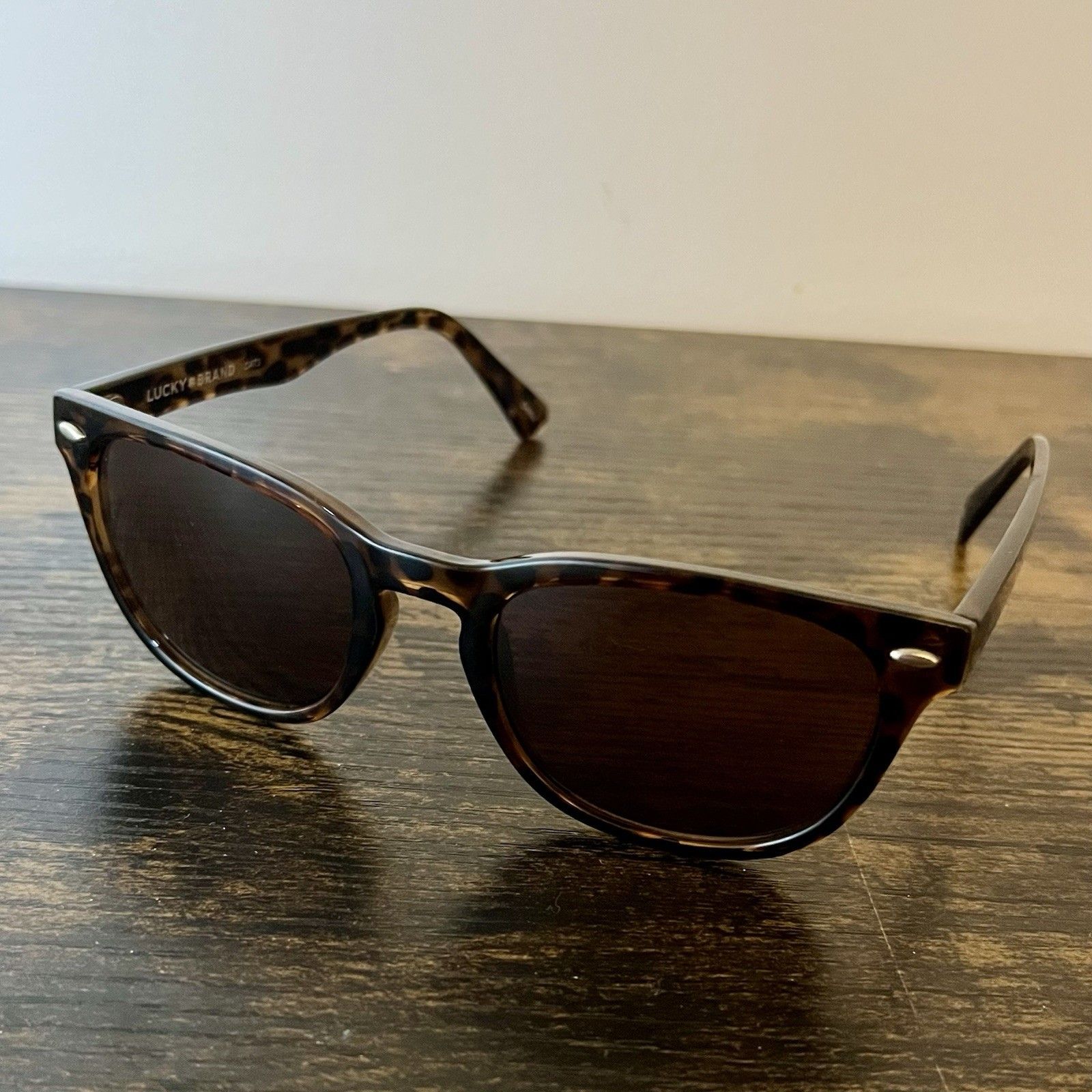 Lucky Brand Cat3 Tortoise Sunglasses Women Brown Twilight 52 21 149